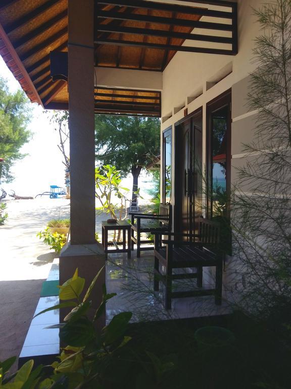 Yaya Bungalows Blue Coral ギリ島 エクステリア 写真