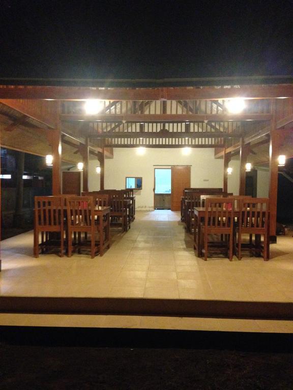 Yaya Bungalows Blue Coral ギリ島 エクステリア 写真