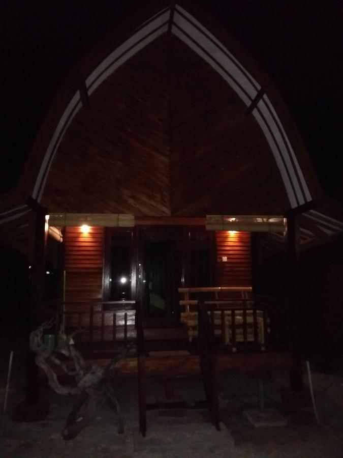 Yaya Bungalows Blue Coral ギリ島 エクステリア 写真